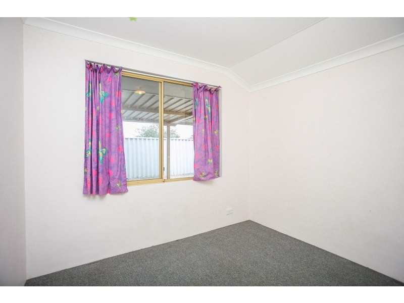 21 Wenstead Place, Stratton WA 6056