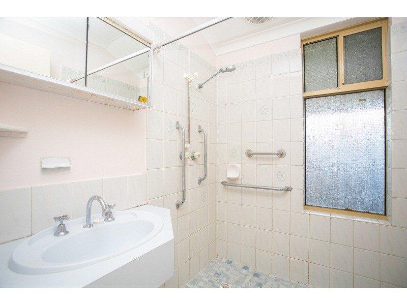 21 Wenstead Place, Stratton WA 6056