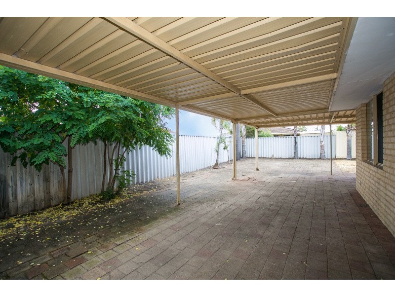 21 Wenstead Place, Stratton WA 6056