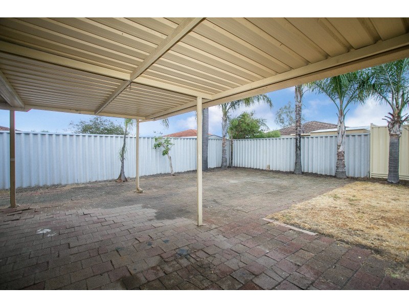 21 Wenstead Place, Stratton WA 6056