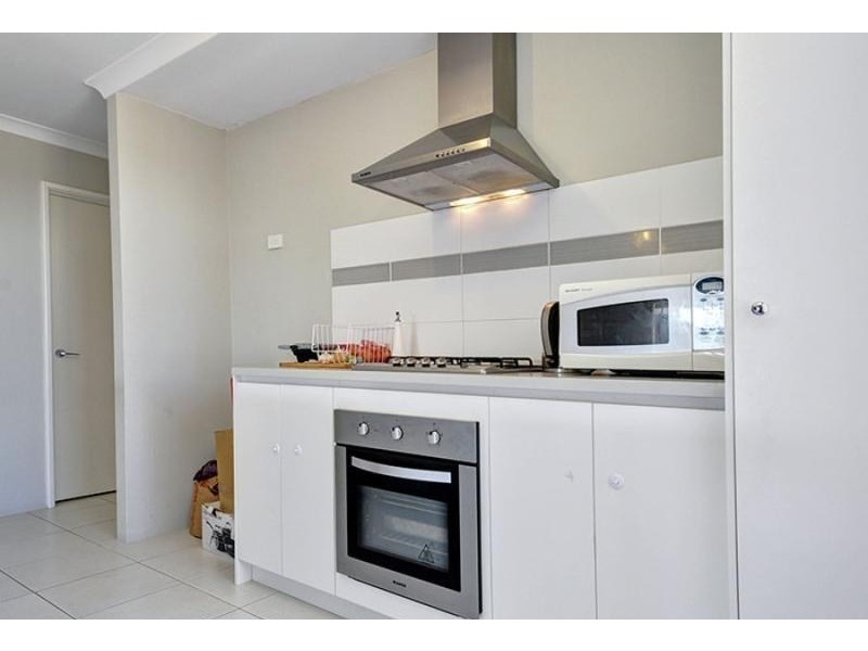 24 Summerville Boulevard, Caversham WA 6055