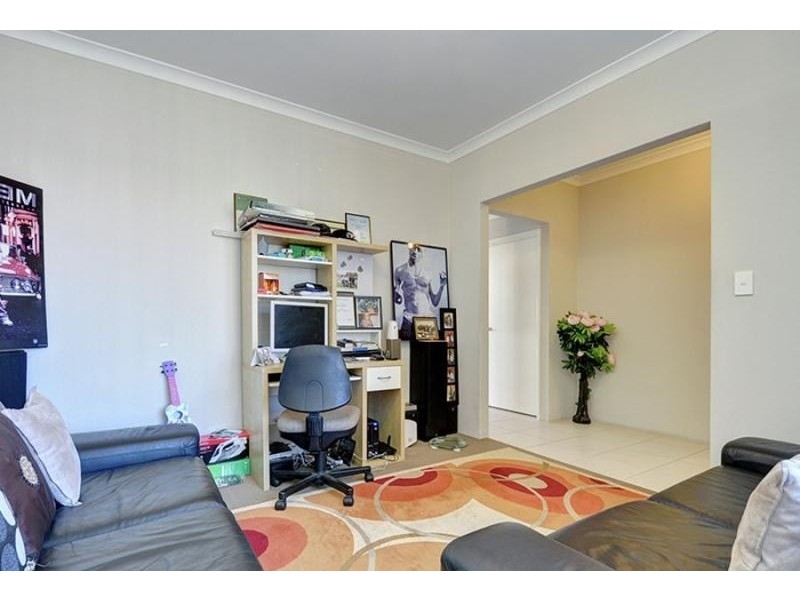 24 Summerville Boulevard, Caversham WA 6055