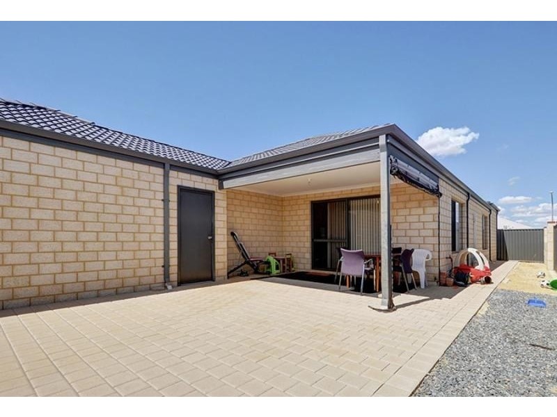 24 Summerville Boulevard, Caversham WA 6055