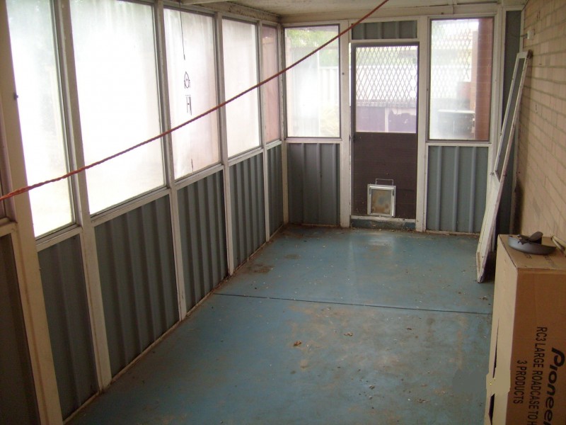 8 Southgate Road, Langford WA 6147