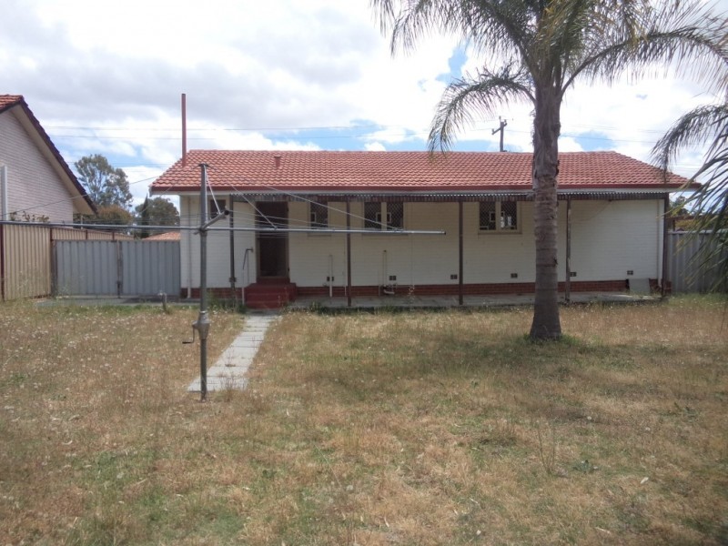 38 Wingrove Road, Langford WA 6147