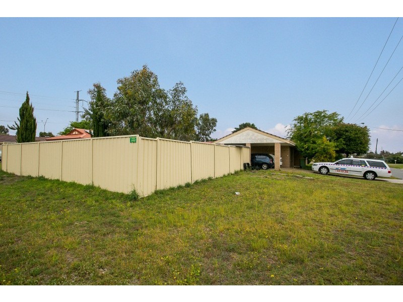 2 Jewel Court, Langford WA 6147