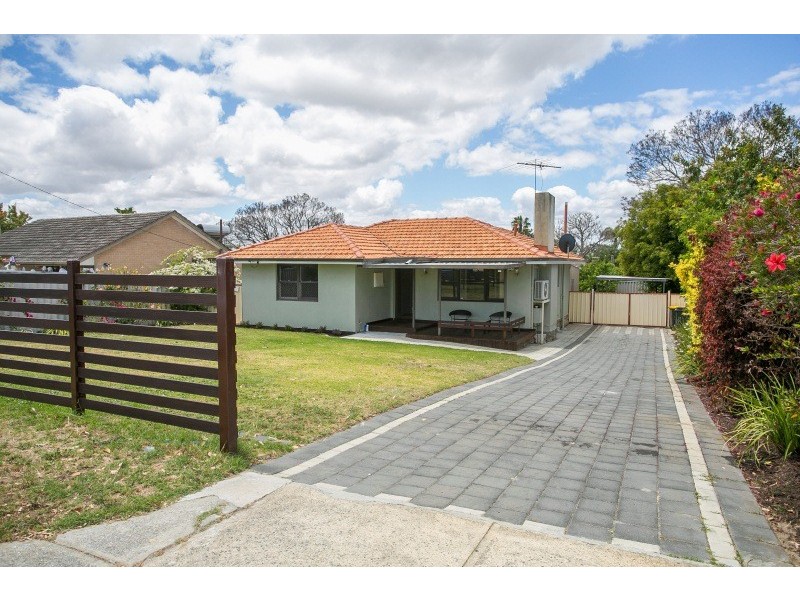 7 Altone Road, Lockridge WA 6054