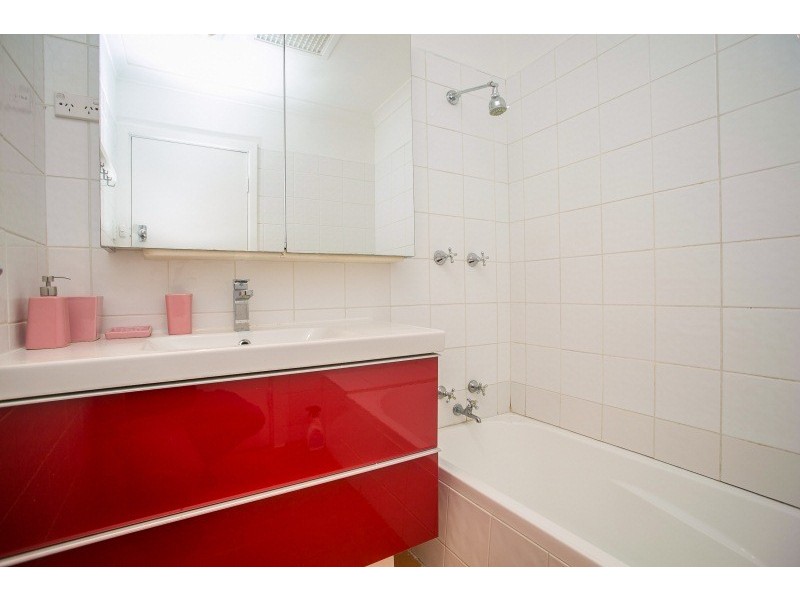 7 Altone Road, Lockridge WA 6054