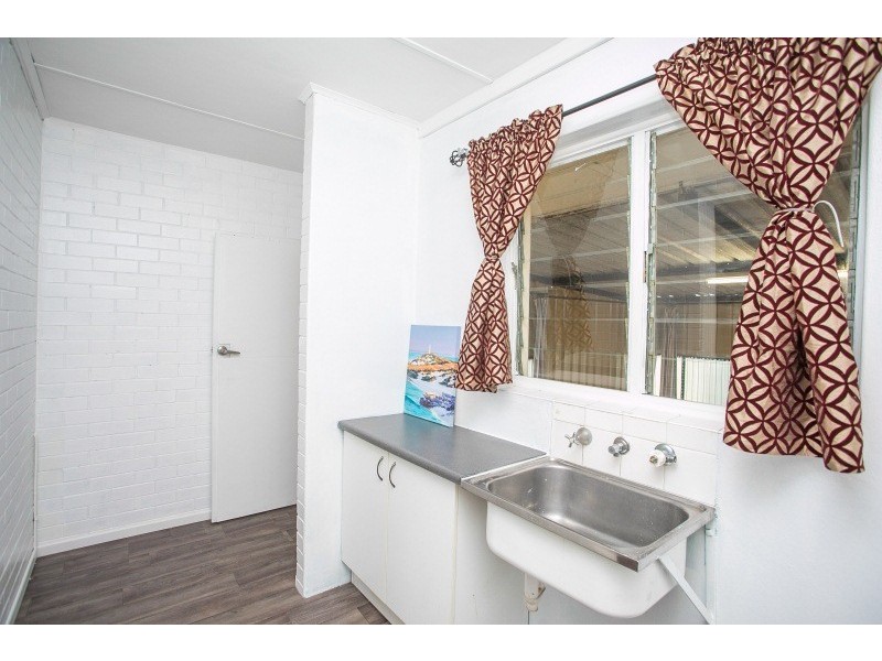 7 Altone Road, Lockridge WA 6054