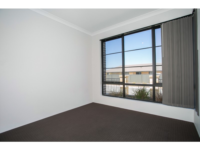 22 Delphi Way, Aveley WA 6069