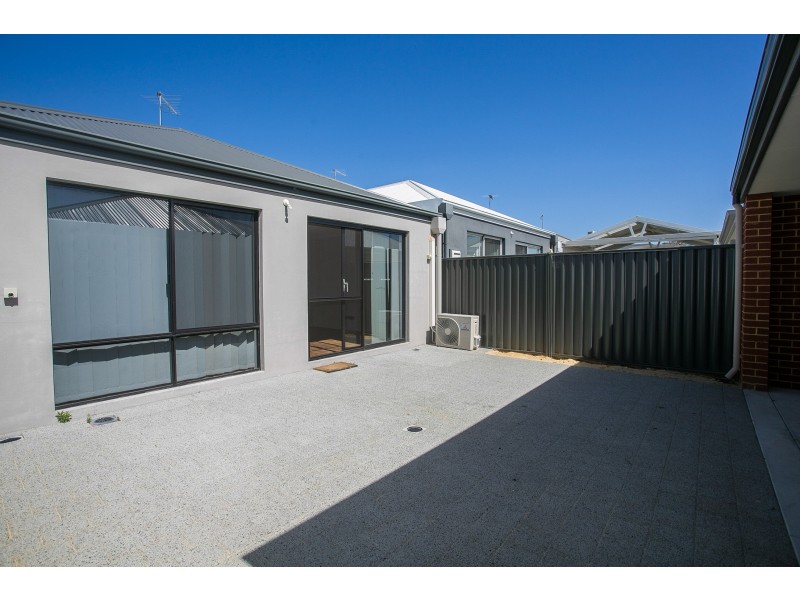 22 Delphi Way, Aveley WA 6069