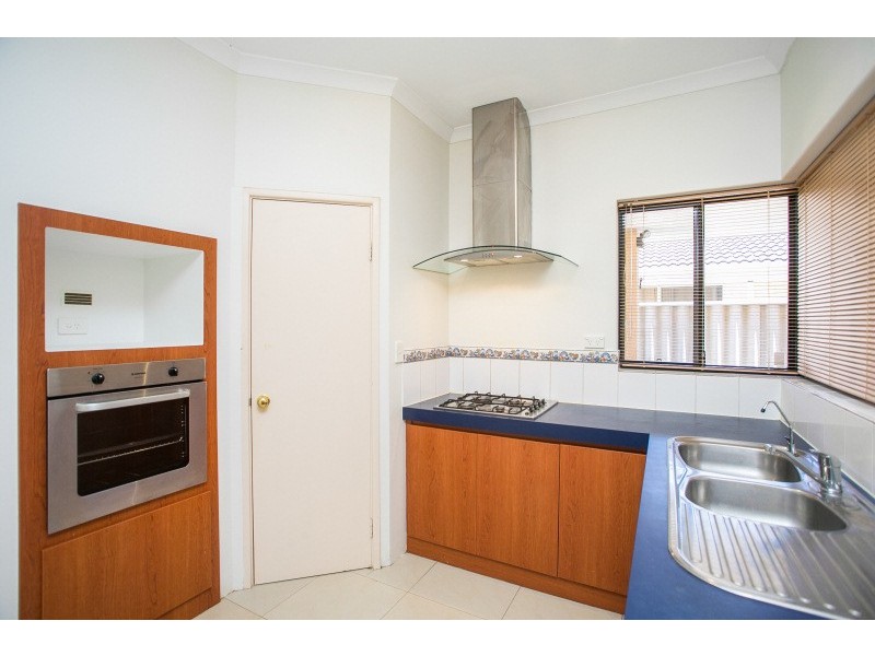 135 Bennett Springs Drive, Beechboro WA 6063