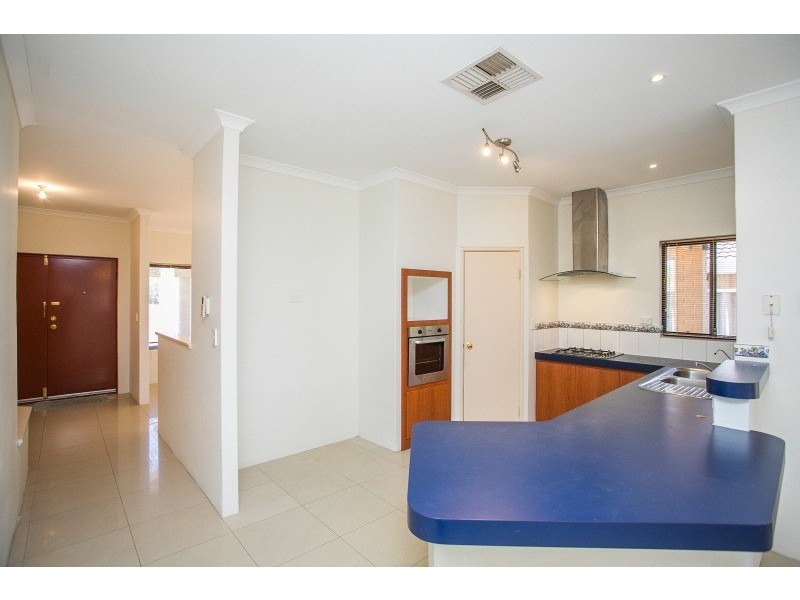 135 Bennett Springs Drive, Beechboro WA 6063