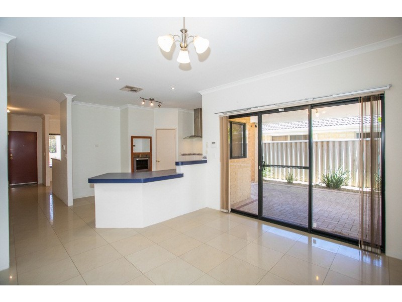 135 Bennett Springs Drive, Beechboro WA 6063