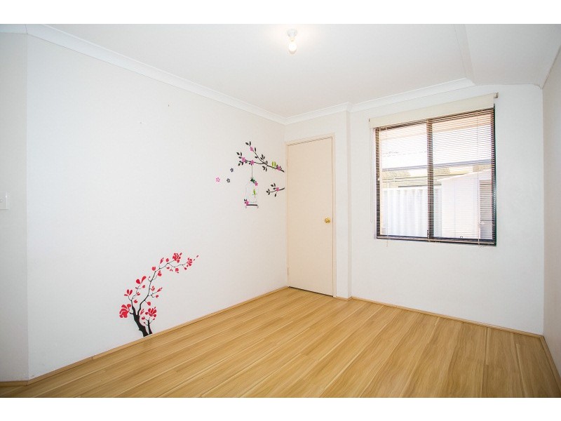 135 Bennett Springs Drive, Beechboro WA 6063