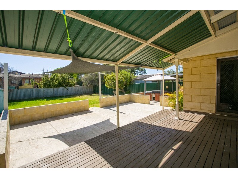 67 Sturtridge Road, Lockridge WA 6054