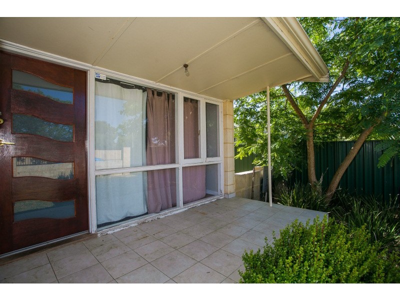 67 Sturtridge Road, Lockridge WA 6054