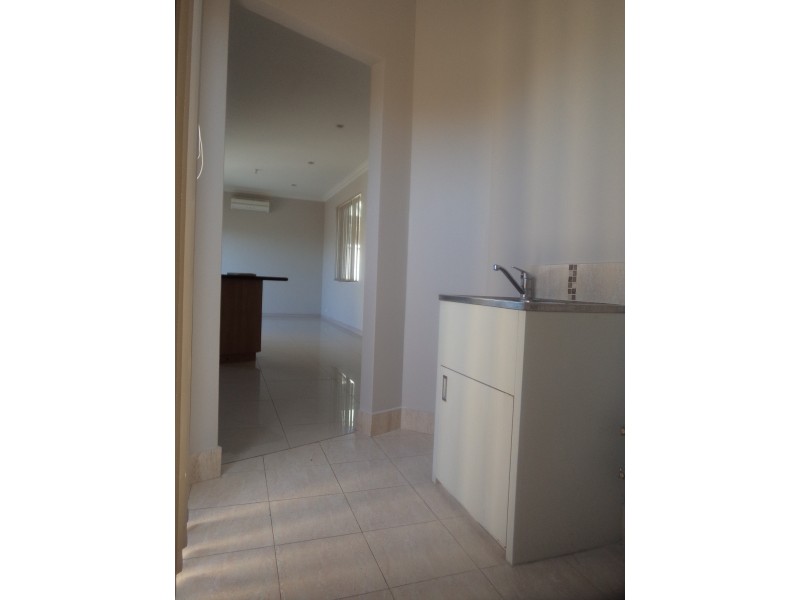 9C Bilinga Road, Westminster WA 6061