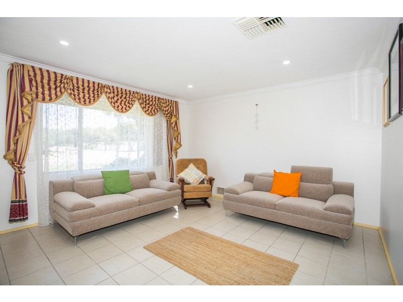 19 Maguire Avenue, Beechboro WA 6063