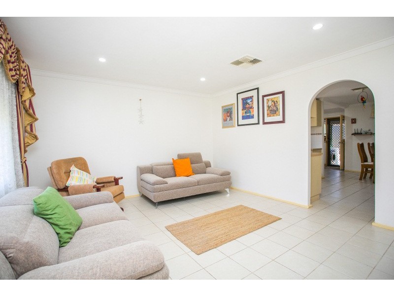 19 Maguire Avenue, Beechboro WA 6063