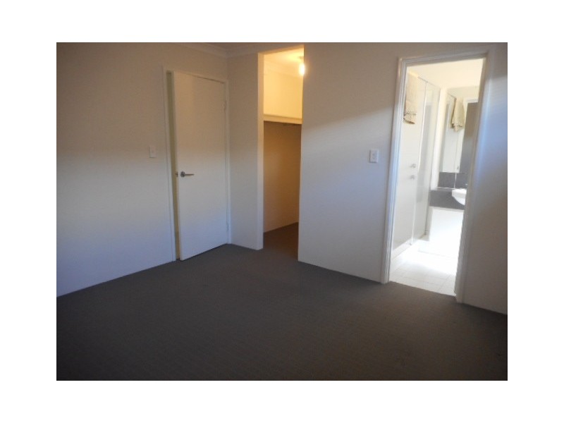 12 Turtledove Way, Beechboro WA 6063