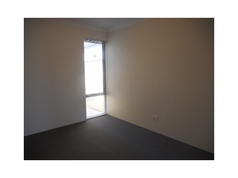 12 Turtledove Way, Beechboro WA 6063