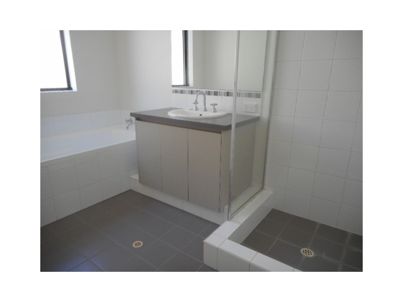 12 Turtledove Way, Beechboro WA 6063