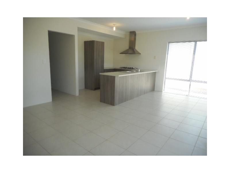 12 Turtledove Way, Beechboro WA 6063