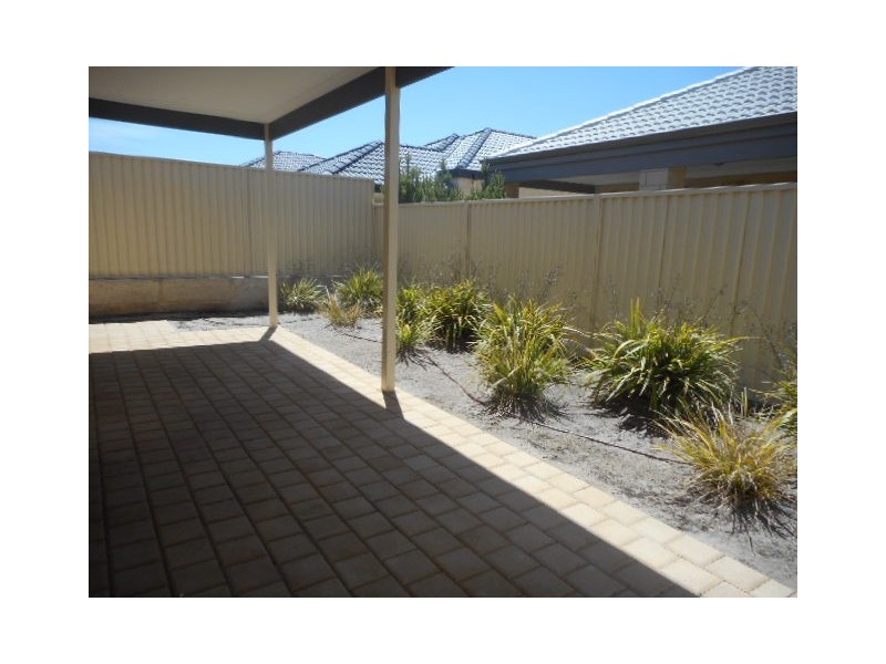 12 Turtledove Way, Beechboro WA 6063