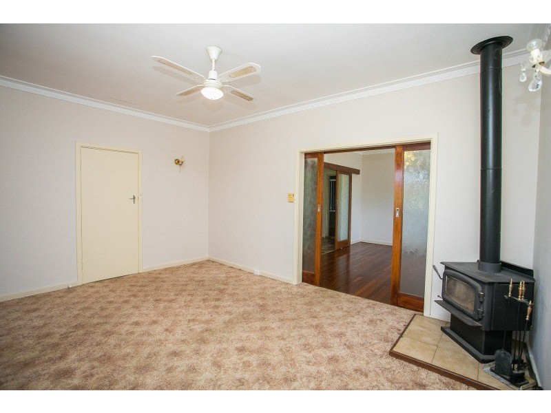 56 Bishop Road, Middle Swan WA 6056