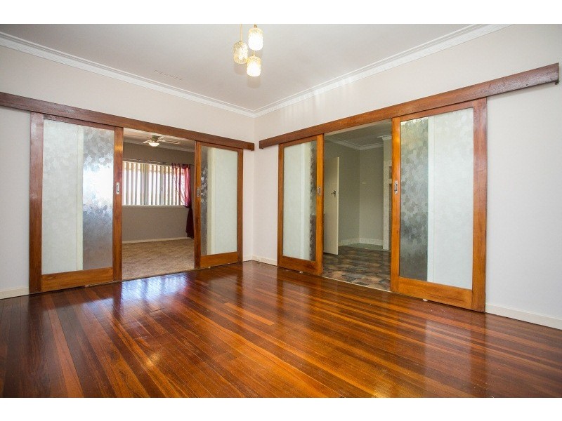 56 Bishop Road, Middle Swan WA 6056