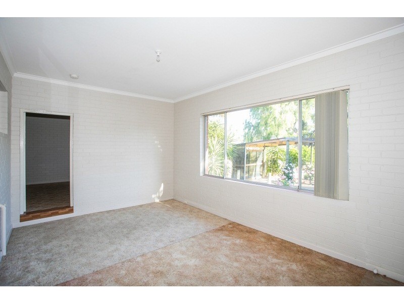 56 Bishop Road, Middle Swan WA 6056