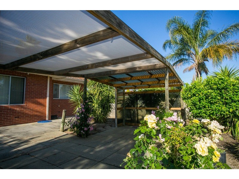 56 Bishop Road, Middle Swan WA 6056