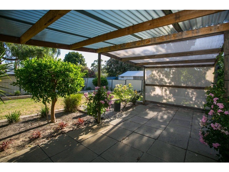 56 Bishop Road, Middle Swan WA 6056