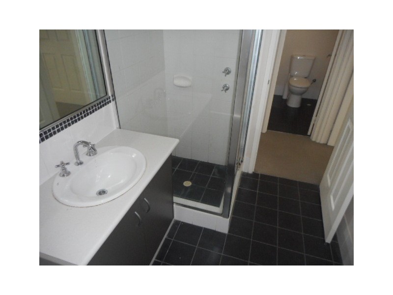 25 Olivedale Road, Madeley WA 6065