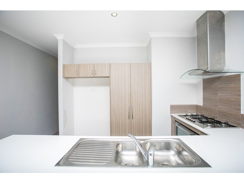 10 Cheyne Way, Caversham WA 6055