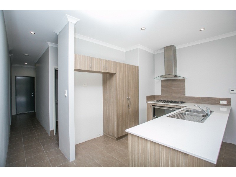 10 Cheyne Way, Caversham WA 6055