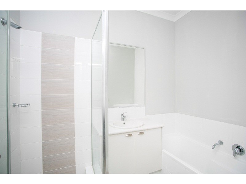 10 Cheyne Way, Caversham WA 6055