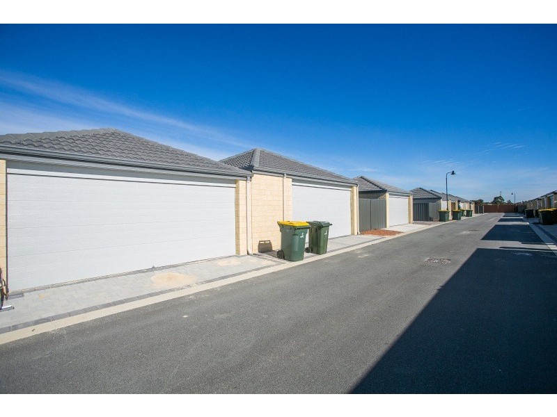 10 Cheyne Way, Caversham WA 6055