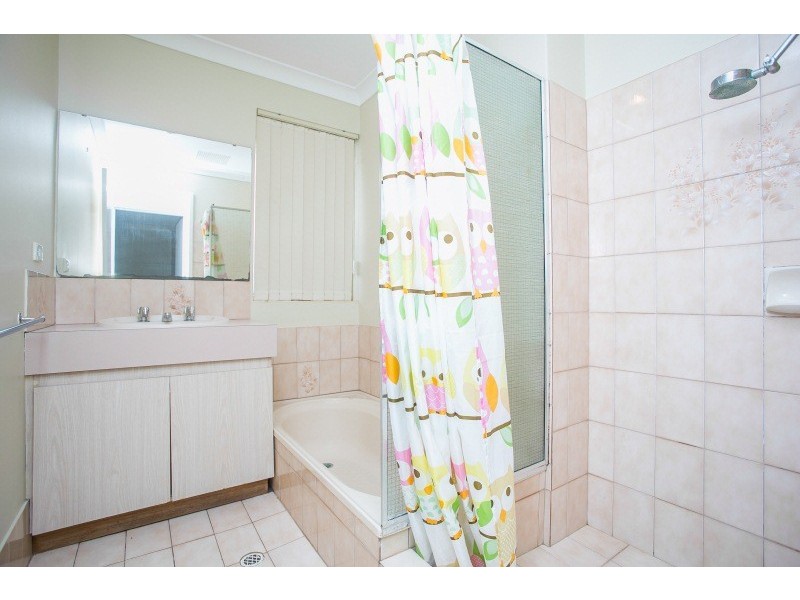 28 Parin Road, Marangaroo WA 6064