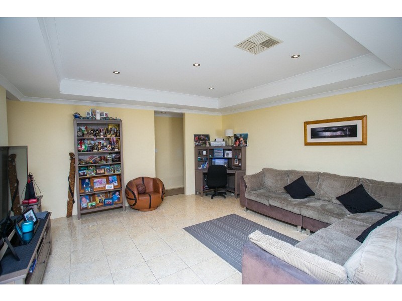 50 Hillwater Promenade, Beechboro WA 6063