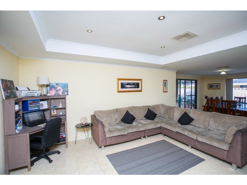 50 Hillwater Promenade, Beechboro WA 6063