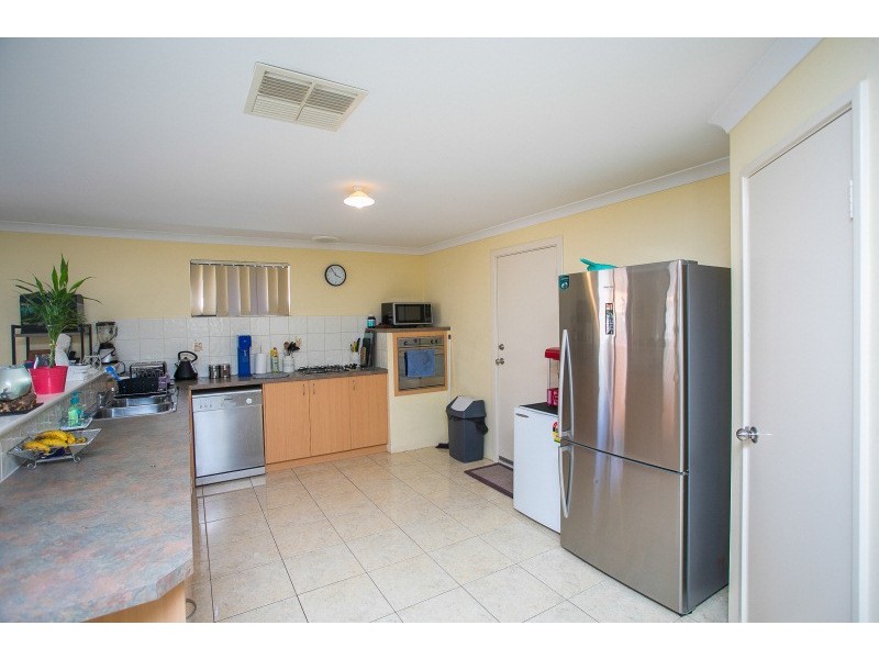 50 Hillwater Promenade, Beechboro WA 6063