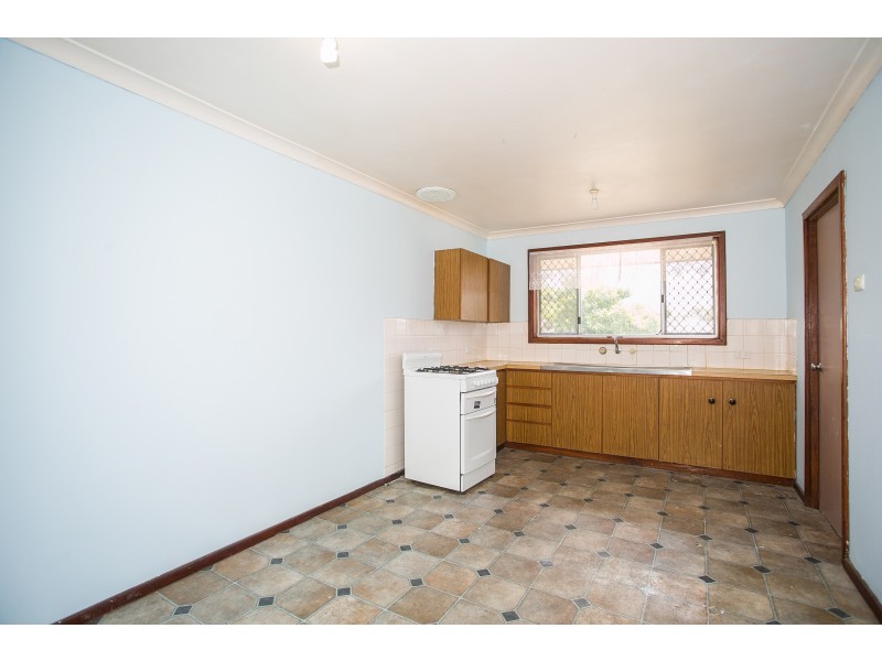 8 Woolgar Way, Lockridge WA 6054