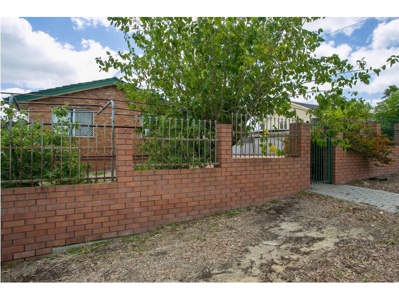 8 Woolgar Way, Lockridge WA 6054