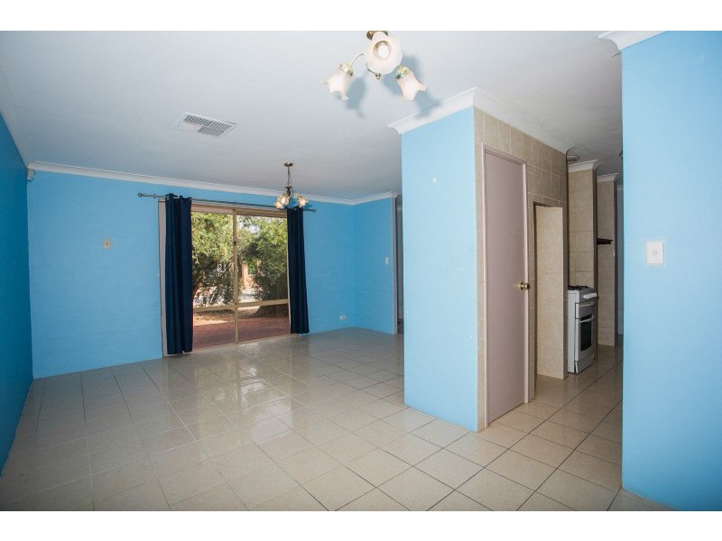 52 Rhine Crescent, Beechboro WA 6063