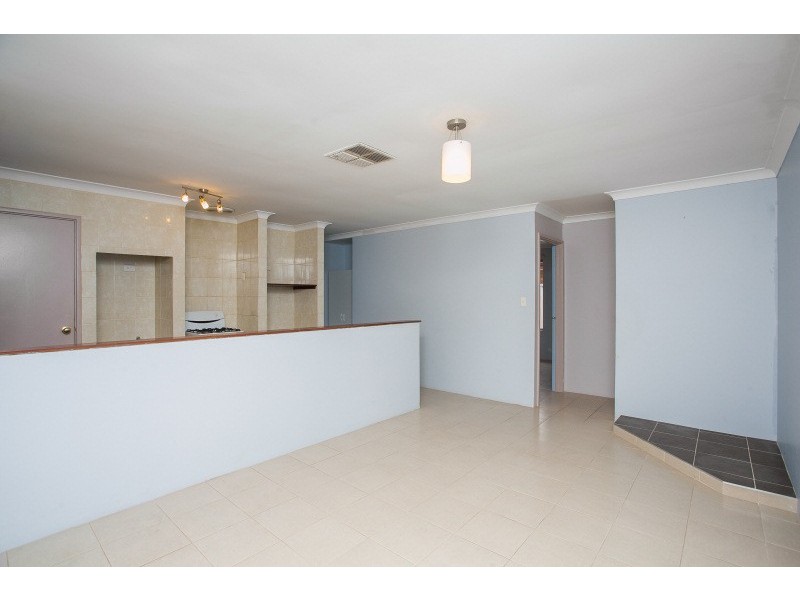 52 Rhine Crescent, Beechboro WA 6063