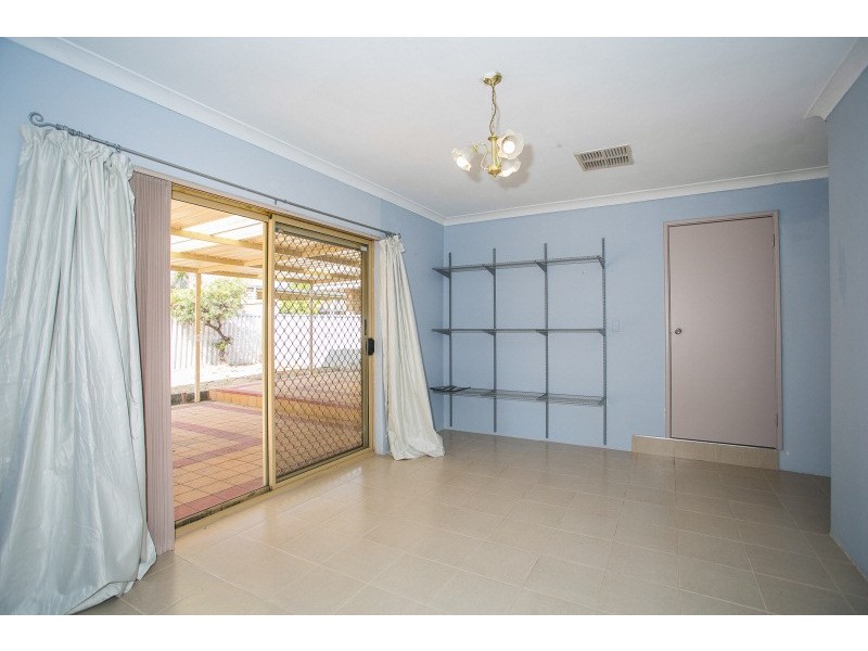 52 Rhine Crescent, Beechboro WA 6063