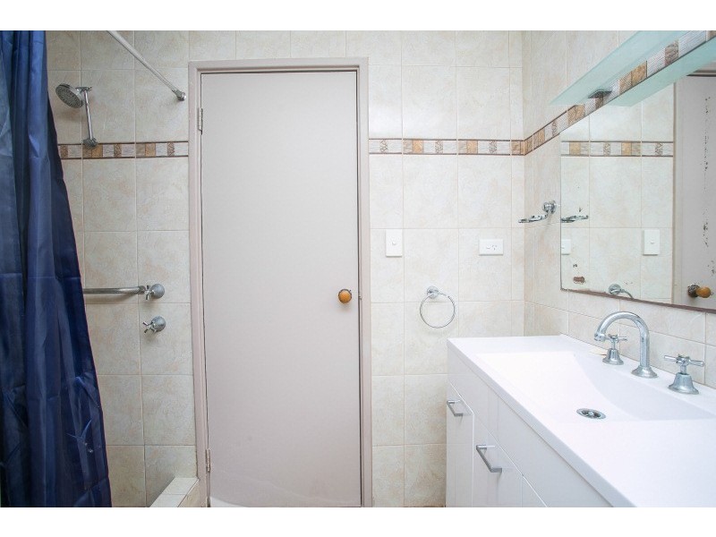 52 Rhine Crescent, Beechboro WA 6063