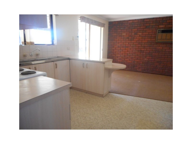 6 Edge Place, Dianella WA 6059